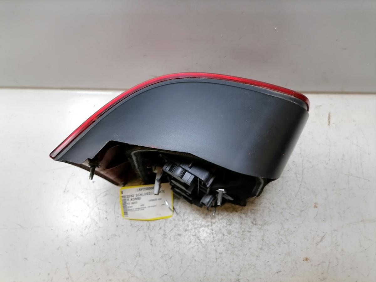 VW Passat 3BG R&uuml;cklicht R&uuml;ckleuchte Schlussleuchte rechts Kombi Bj.2003
